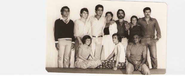 Atores da peça teatral "Eles não usam black-tie", de Gianfrancesco Guarnieri, dirigida por Zilda Diniz e Maurício Apolinário, apresentada em 1981.